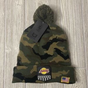 NBA Ultra Game Los Angeles LA Lakers Pom Winter Hat Green Camo One Size NWT
